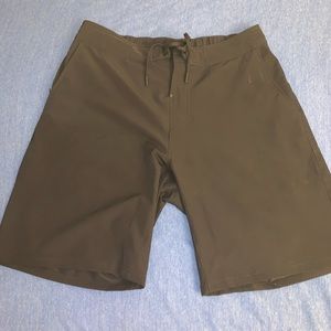 Ten Thousand Foundation Short